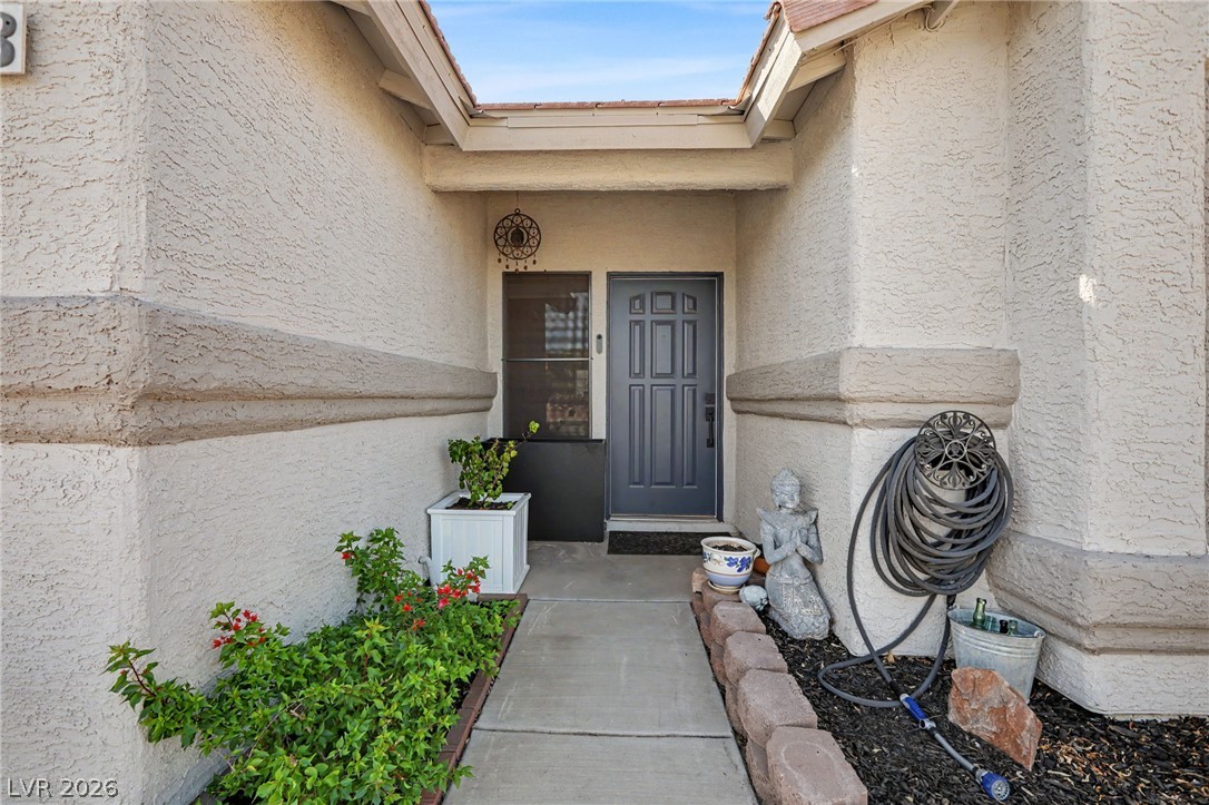Photo 7 of 43, 543 Vantage Avenue