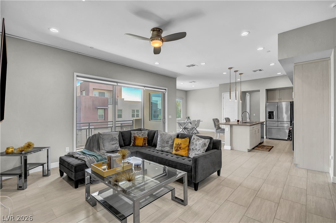Photo 4 of 1253 Cloud Tower Street #102