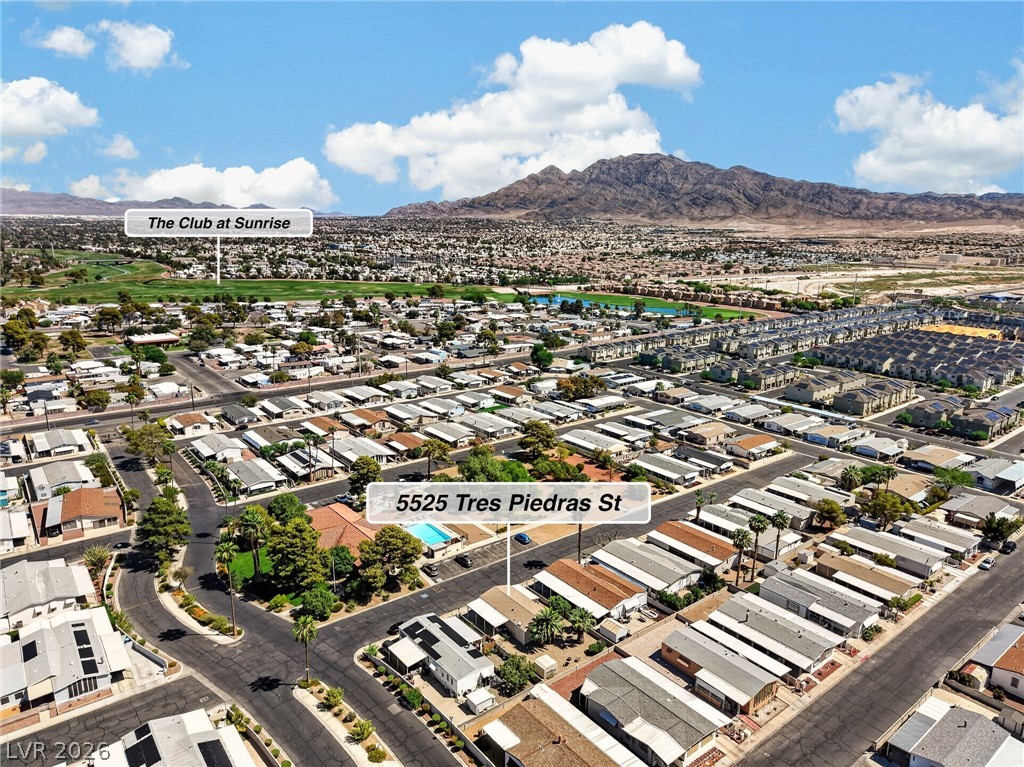 Photo 39 of 52, 5525 Tres Piedras Road