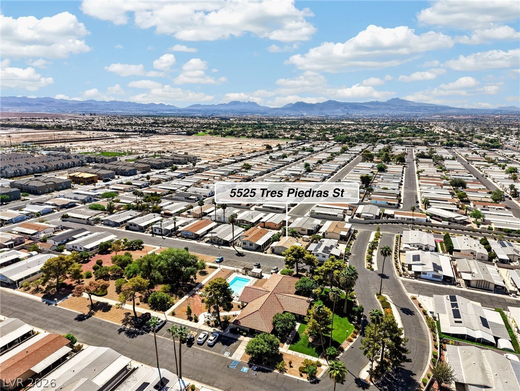 Photo 43 of 52, 5525 Tres Piedras Road