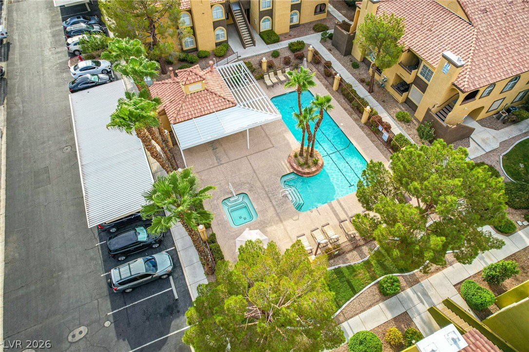 Photo 25 of 26, 7950 W Flamingo Road #2052