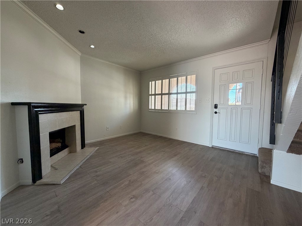 Photo 3 of 5240 Janfred Court #1