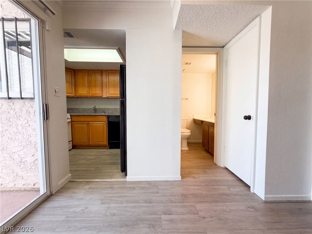 Photo 5 of 5240 Janfred Court #1