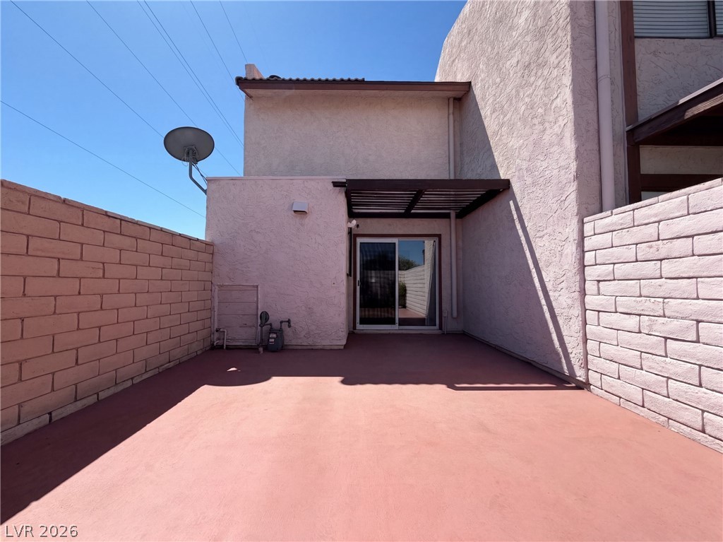 Photo 13 of 15, 5240 Janfred Court #1
