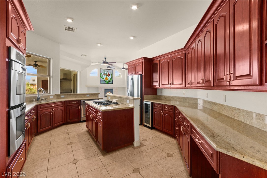 Photo 4 of 8870 W Fisher Avenue