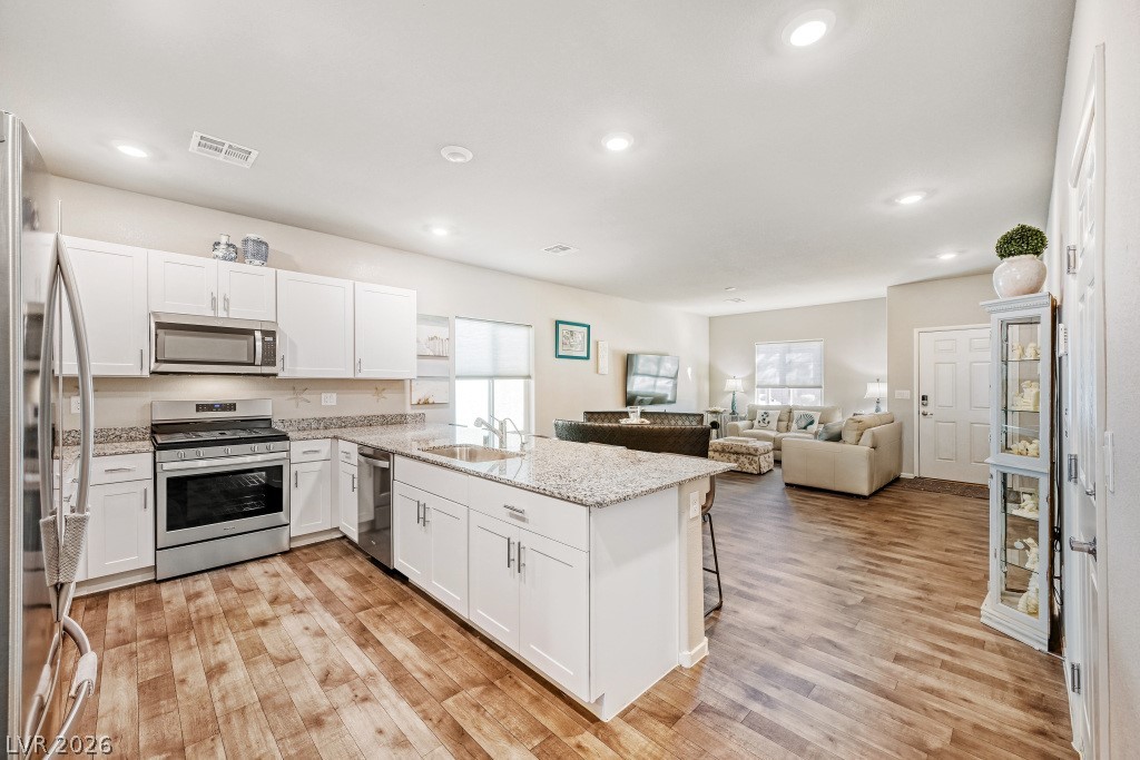4352 Meadow Glade Avenue, North Las Vegas 89084