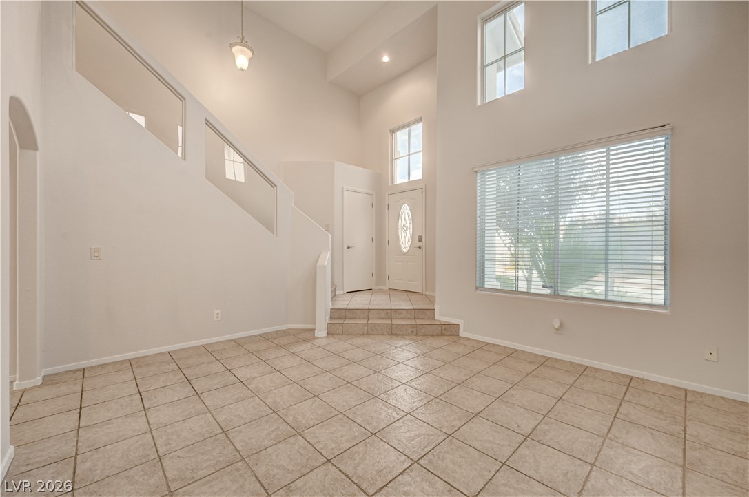 Photo 7 of 47, 8117 Jade Harbor Court