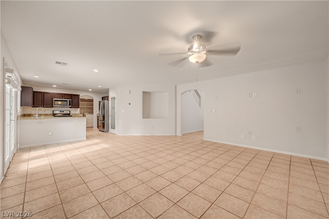 Photo 10 of 47, 8117 Jade Harbor Court