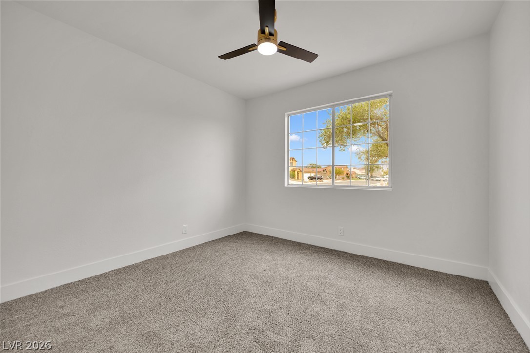 Photo 16 of 25, 908 Sunnyfield Way