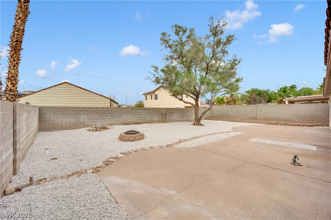 Photo 24 of 25, 908 Sunnyfield Way