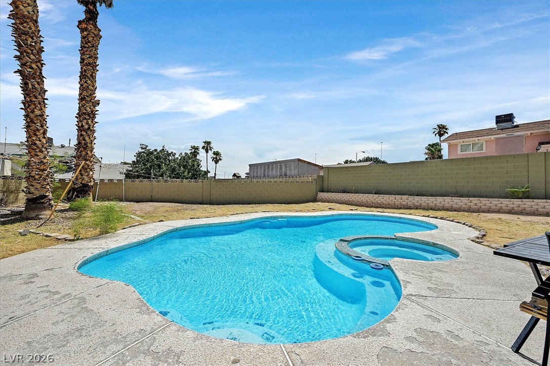 Photo 5 of 4301 El Esteban Way