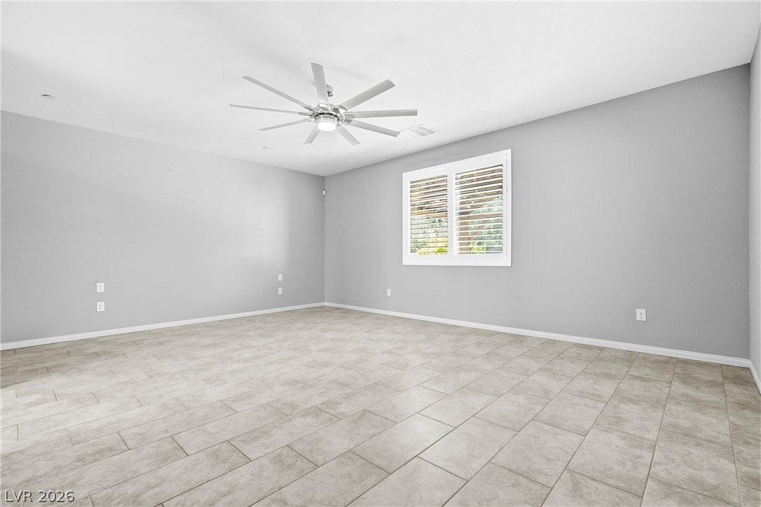 Photo 16 of 40, 6125 Steinway Avenue