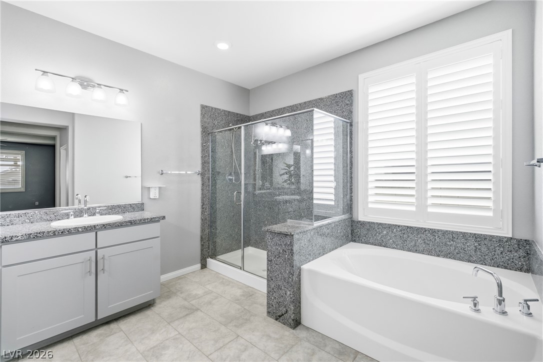 Photo 19 of 40, 6125 Steinway Avenue
