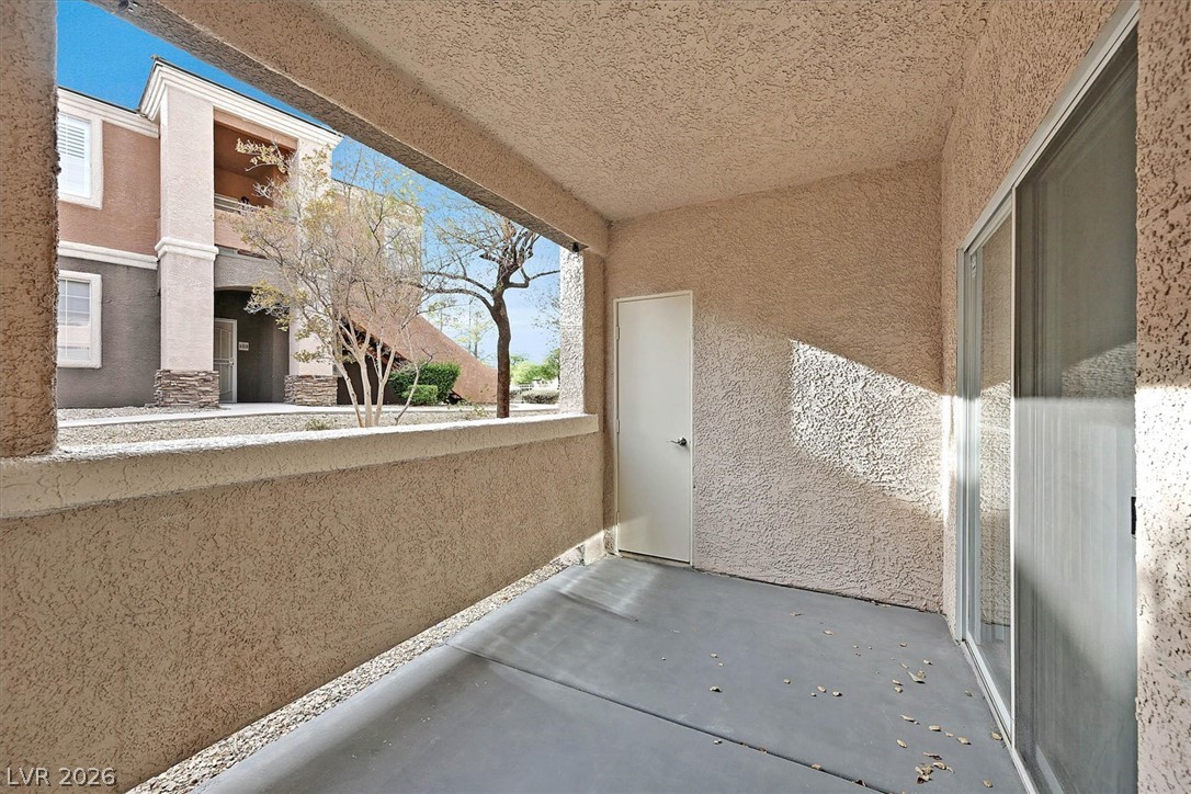 Photo 7 of 25, 1513 Truett Street #104