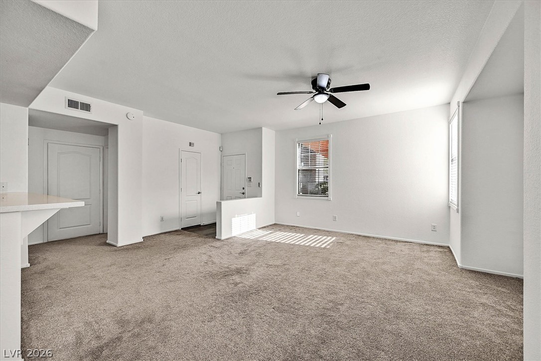 Photo 12 of 25, 1513 Truett Street #104