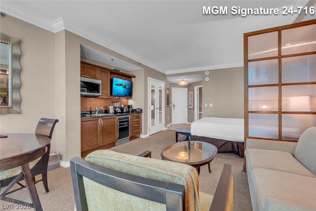 Photo 15 of 50, 135 E Harmon Avenue #2416