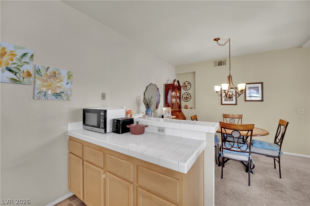 Photo 10 of 33, 2251 Wigwam Parkway #2111