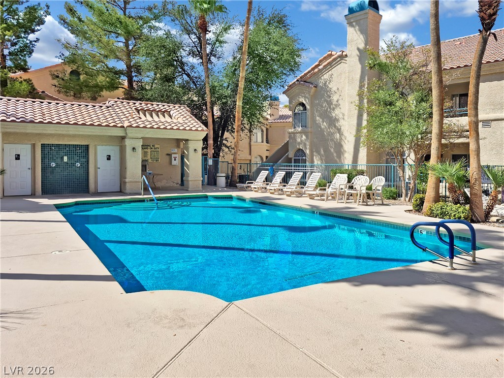 Photo 29 of 33, 2251 Wigwam Parkway #2111