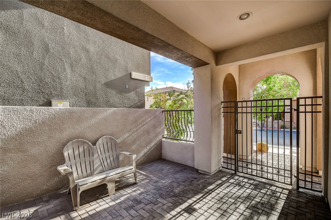 Photo 3 of 1858 Morro Vista Drive