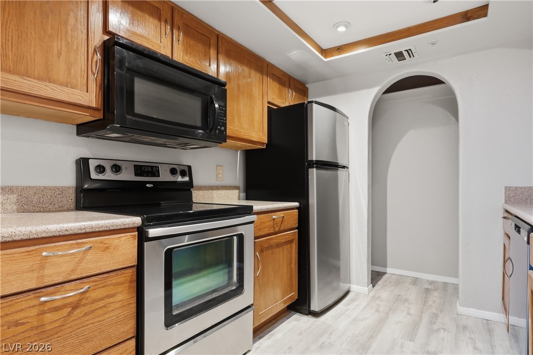 Photo 8 of 27, 3550 Bay Sands Drive #2096