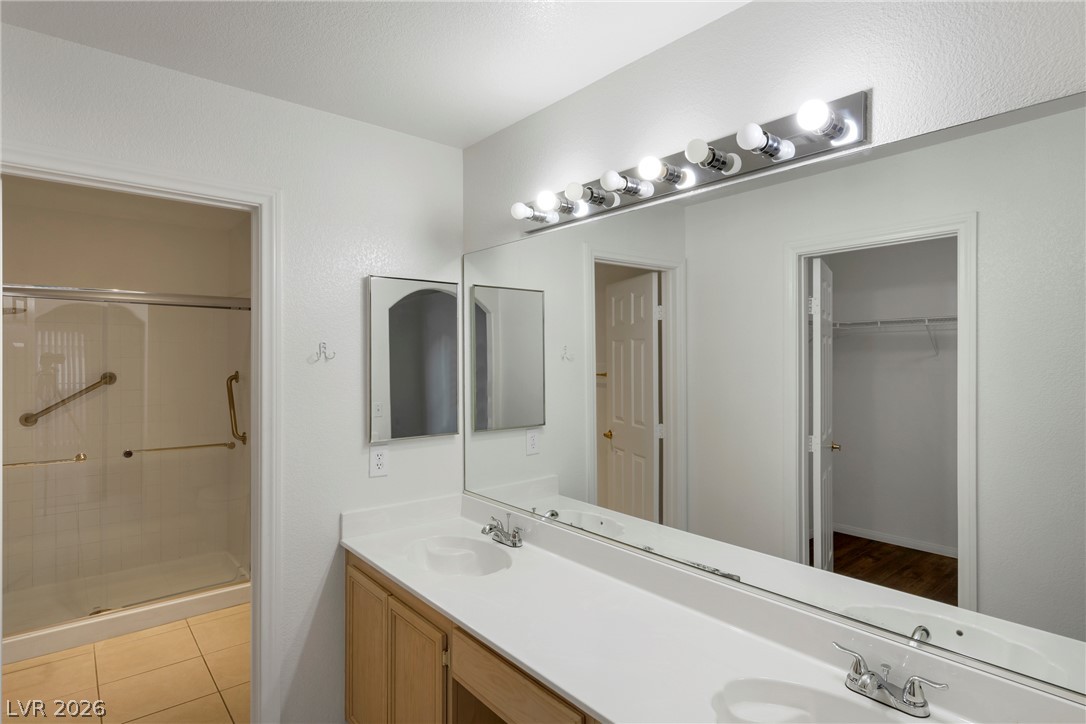 Photo 17 of 33, 2035 E Warm Springs Road #1005