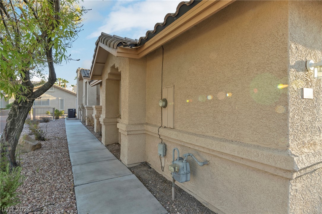 Photo 4 of 2035 E Warm Springs Road #1005