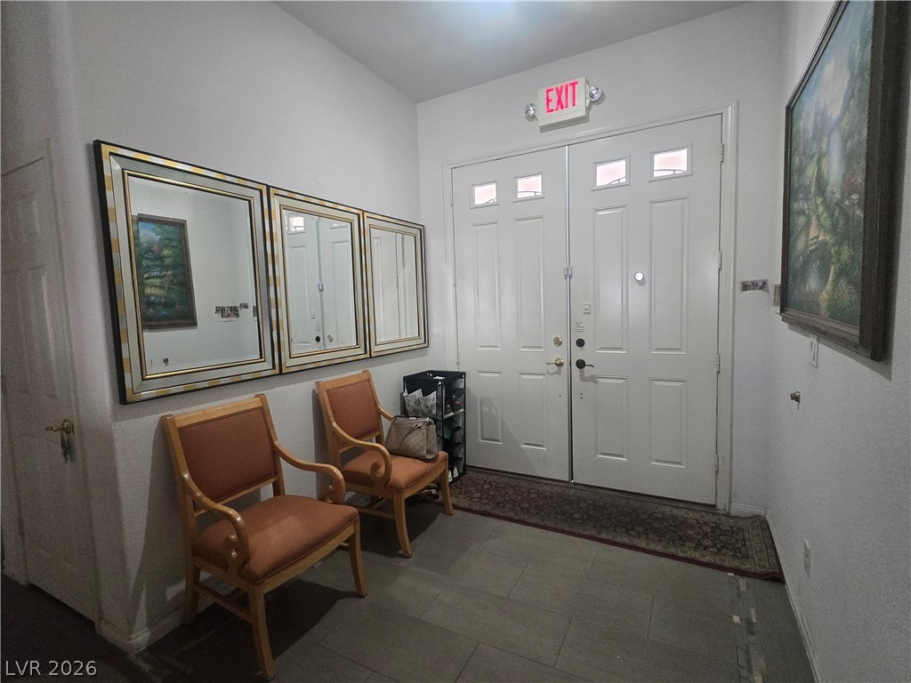 Photo 7 of 10, 10522 Haywood Drive