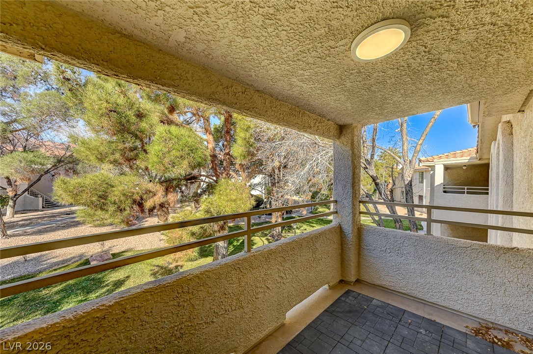 Photo 19 of 37, 2633 S Durango Drive #201