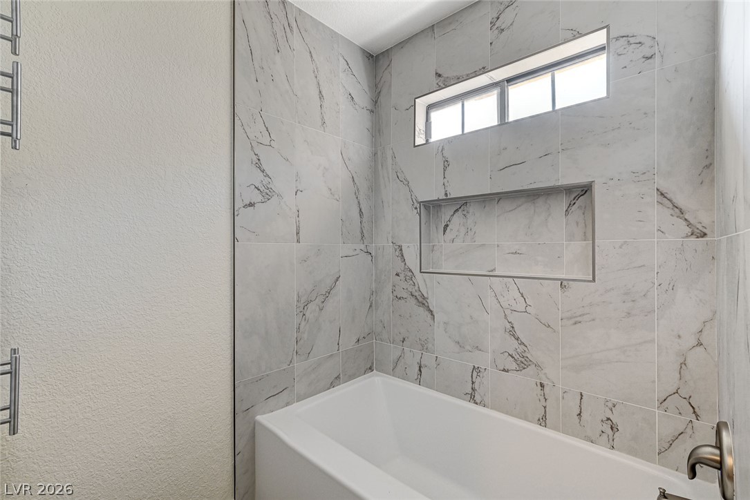Photo 23 of 37, 2633 S Durango Drive #201