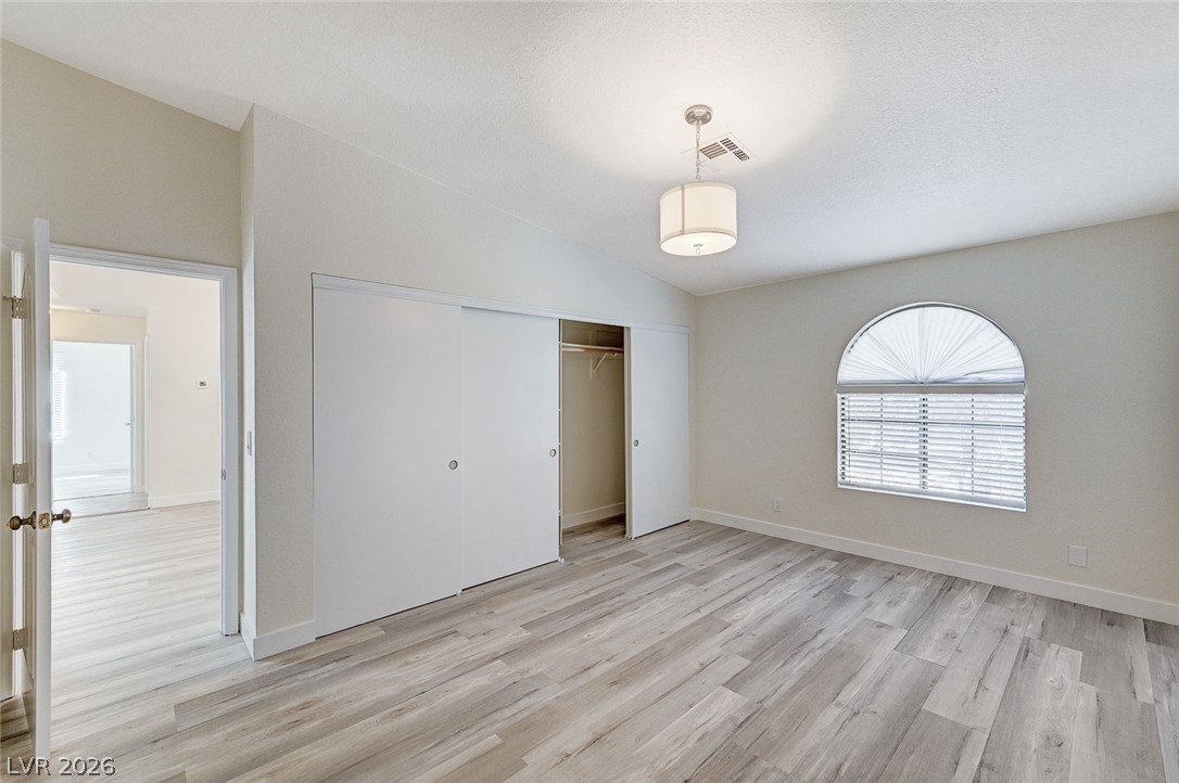 Photo 31 of 37, 2633 S Durango Drive #201