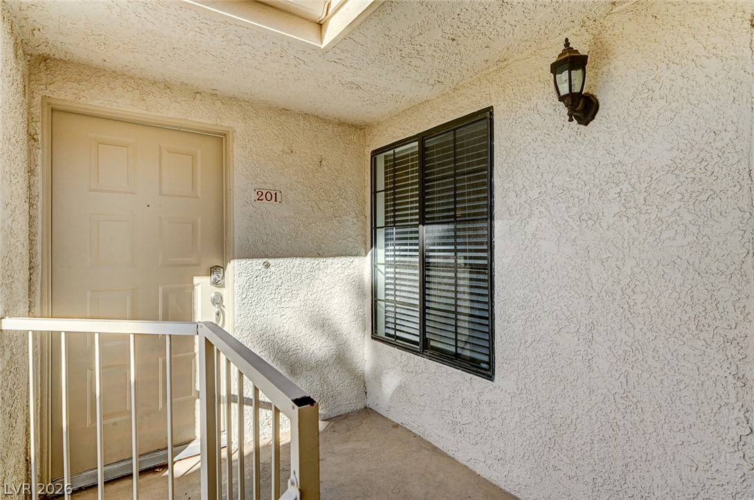 Photo 4 of 2633 S Durango Drive #201
