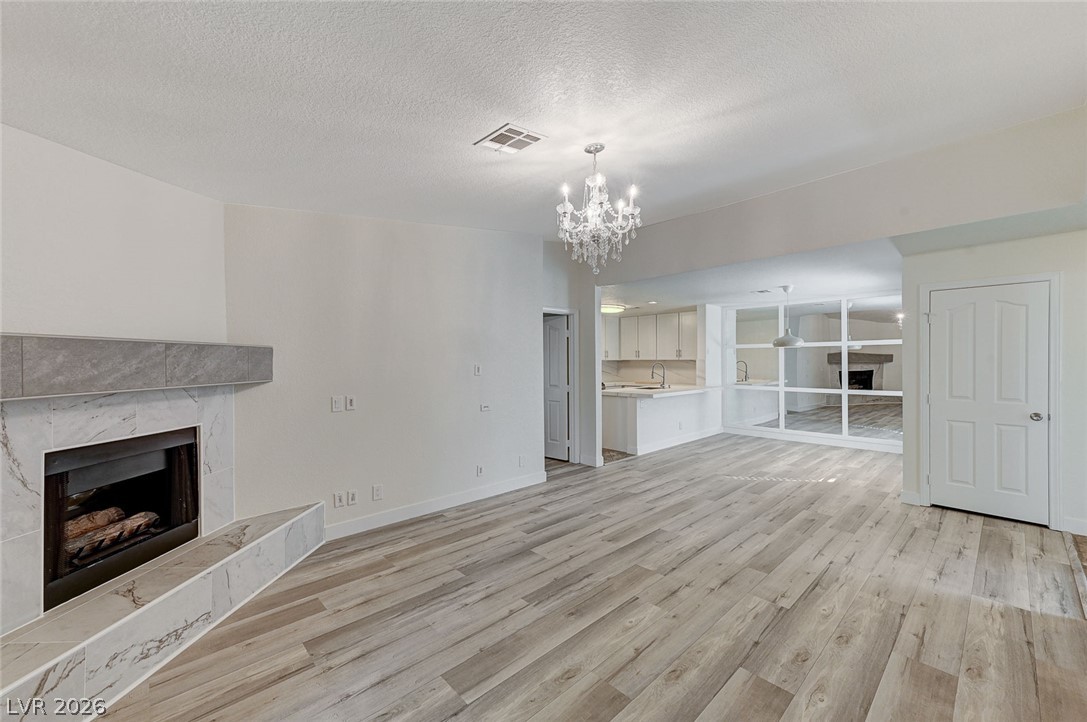 Photo 9 of 37, 2633 S Durango Drive #201