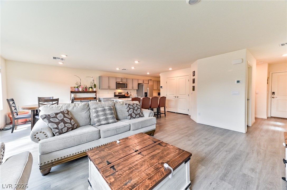 Photo 5 of 10395 Luna Mezzo Street