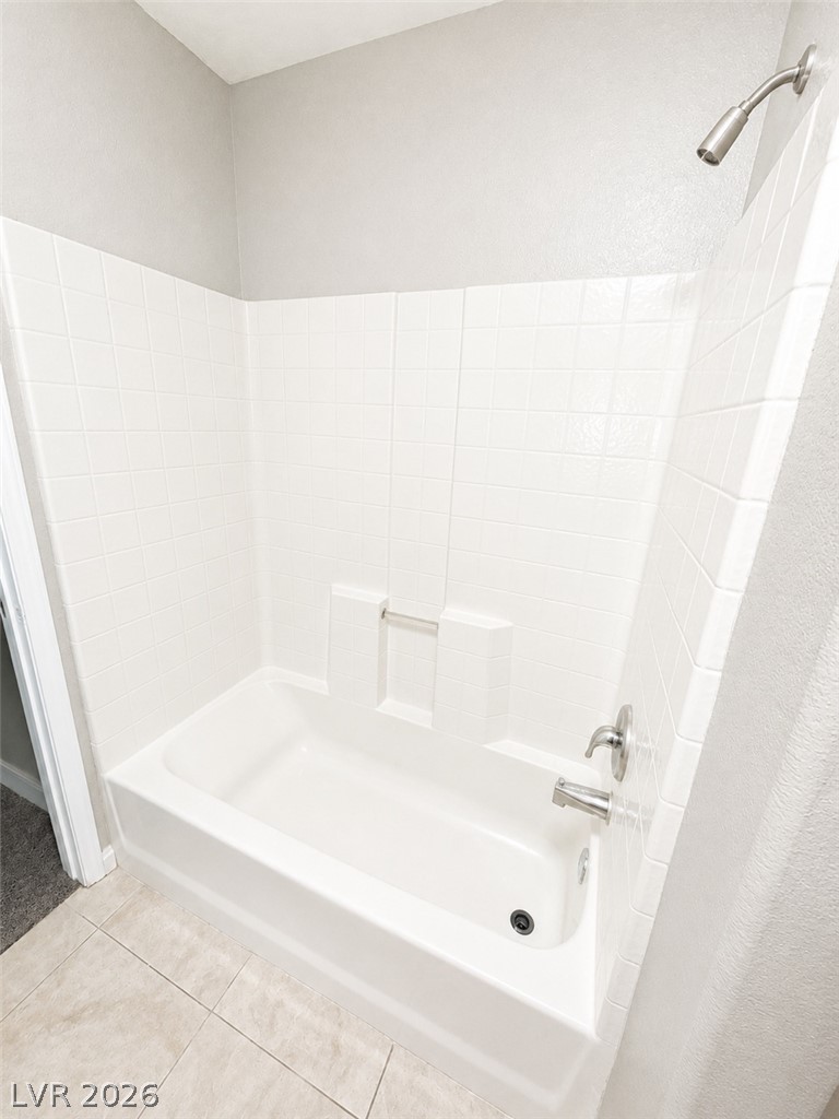 Photo 9 of 11, 1830 N Pecos Road #140