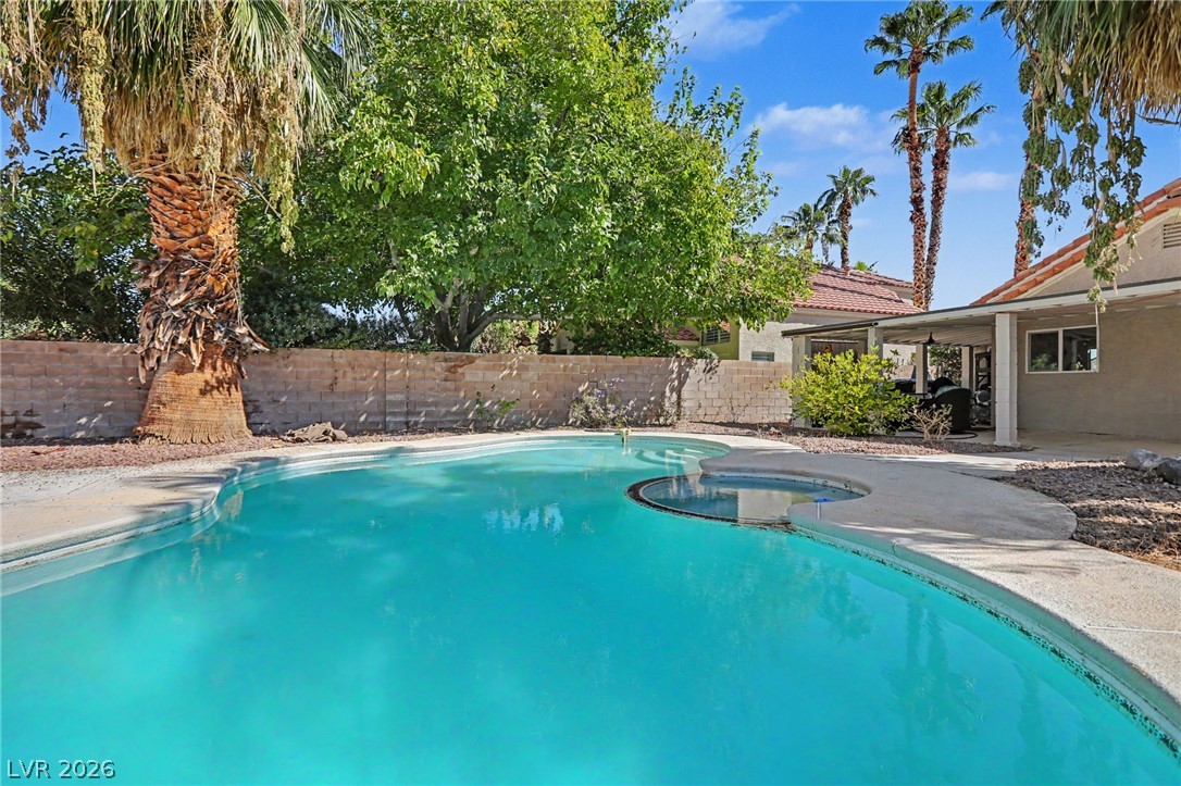 Photo 28 of 38, 137 Coventry Drive