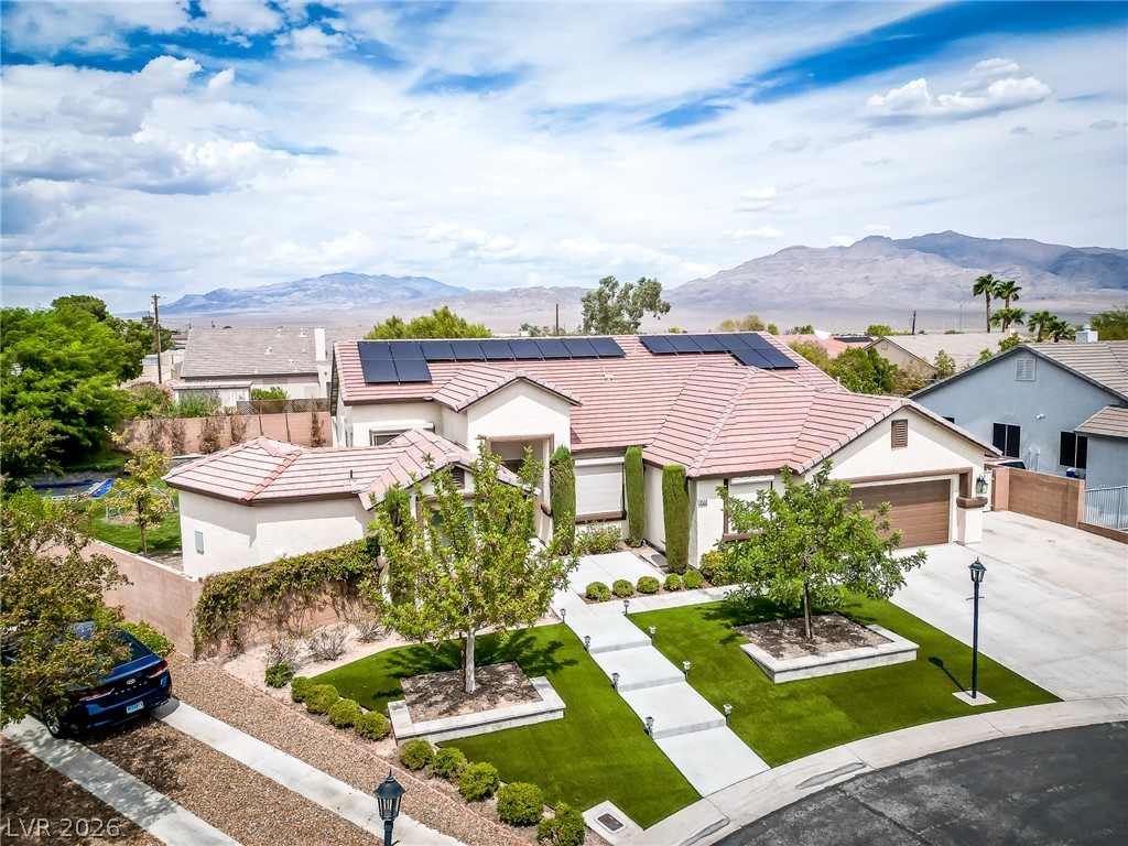 Photo 5 of 8512 Stardance Avenue