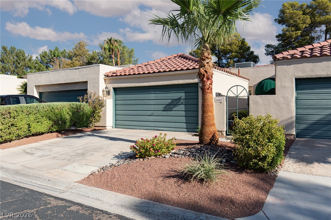 2882 Bridgepointe Drive, Las Vegas