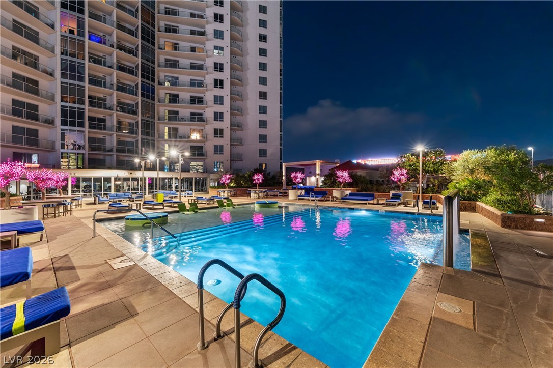 Photo 68 of 69, 200 W Sahara Avenue #4004