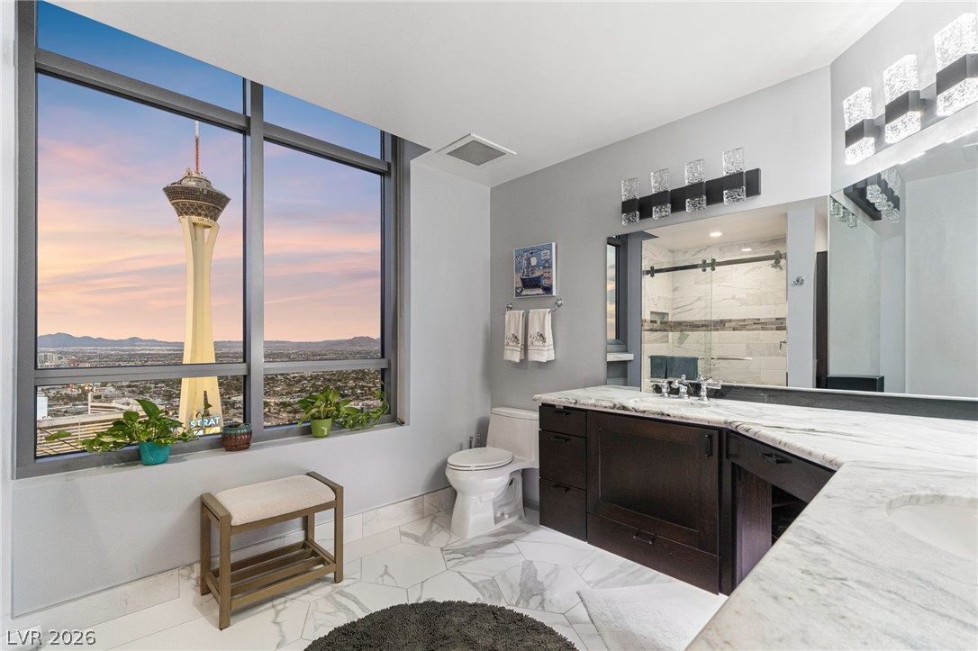 Photo 59 of 69, 200 W Sahara Avenue #4004