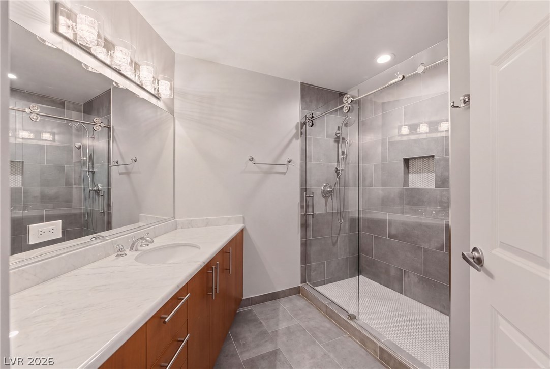 Photo 44 of 69, 200 W Sahara Avenue #4004