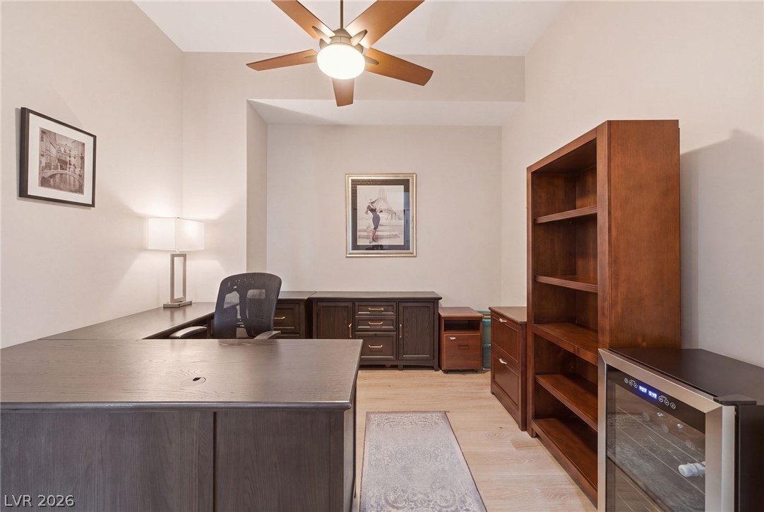 Photo 46 of 69, 200 W Sahara Avenue #4004