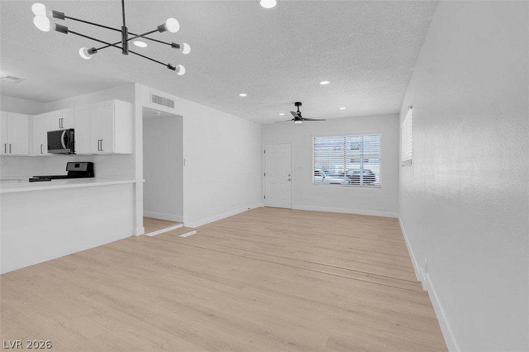 Photo 5 of 4313 El Conlon Avenue