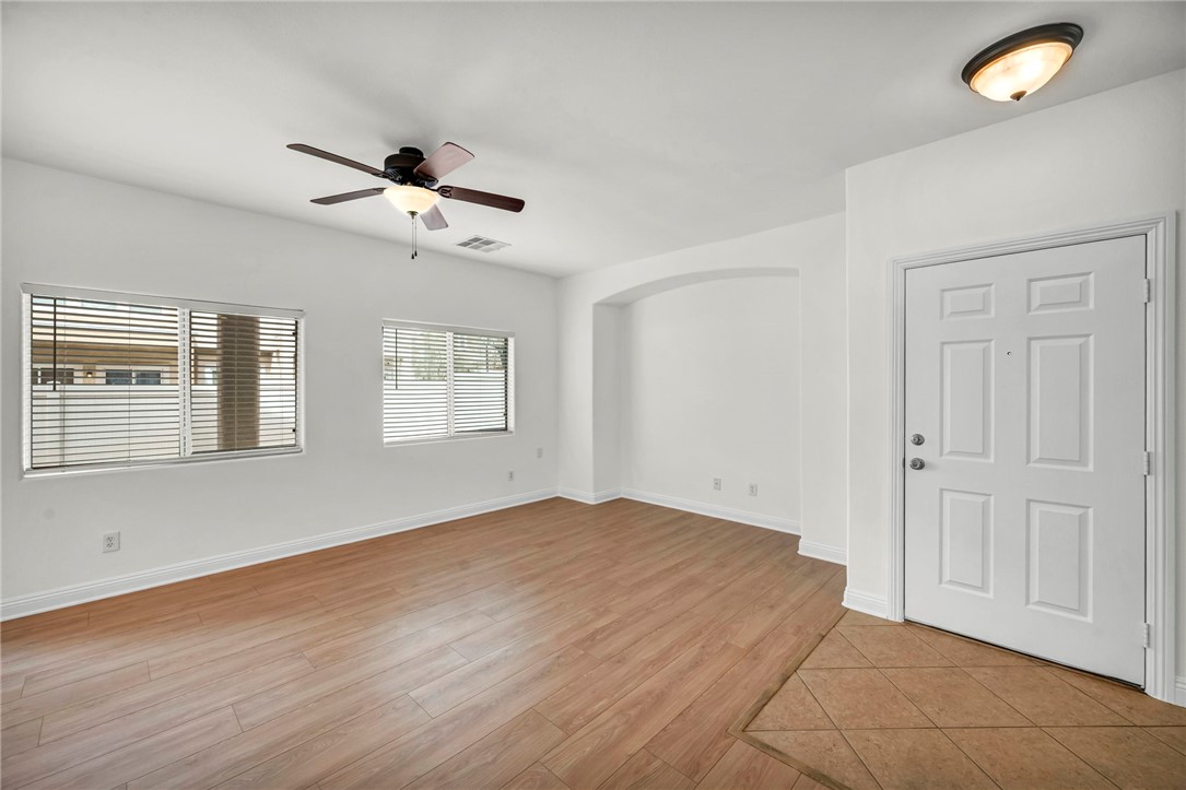 Photo 14 of 45, 1144 Harts Bluff Place #2