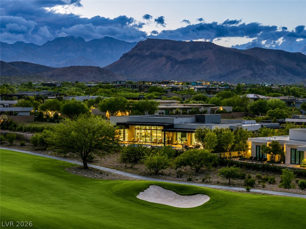 43 Crested Cloud Way, Las Vegas 89135