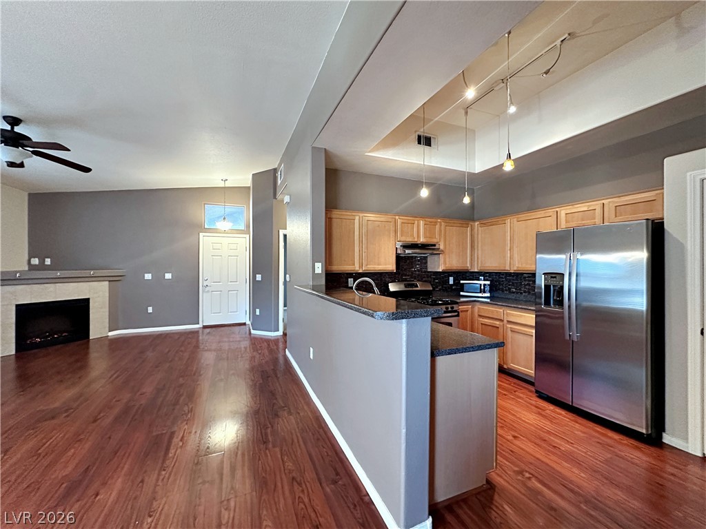 Photo 8 of 24, 8805 Jeffreys Street #2053