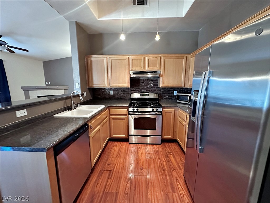 Photo 9 of 24, 8805 Jeffreys Street #2053