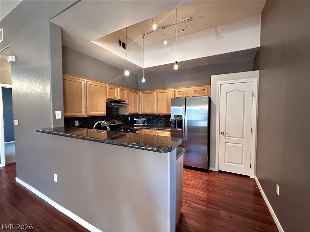 Photo 11 of 24, 8805 Jeffreys Street #2053