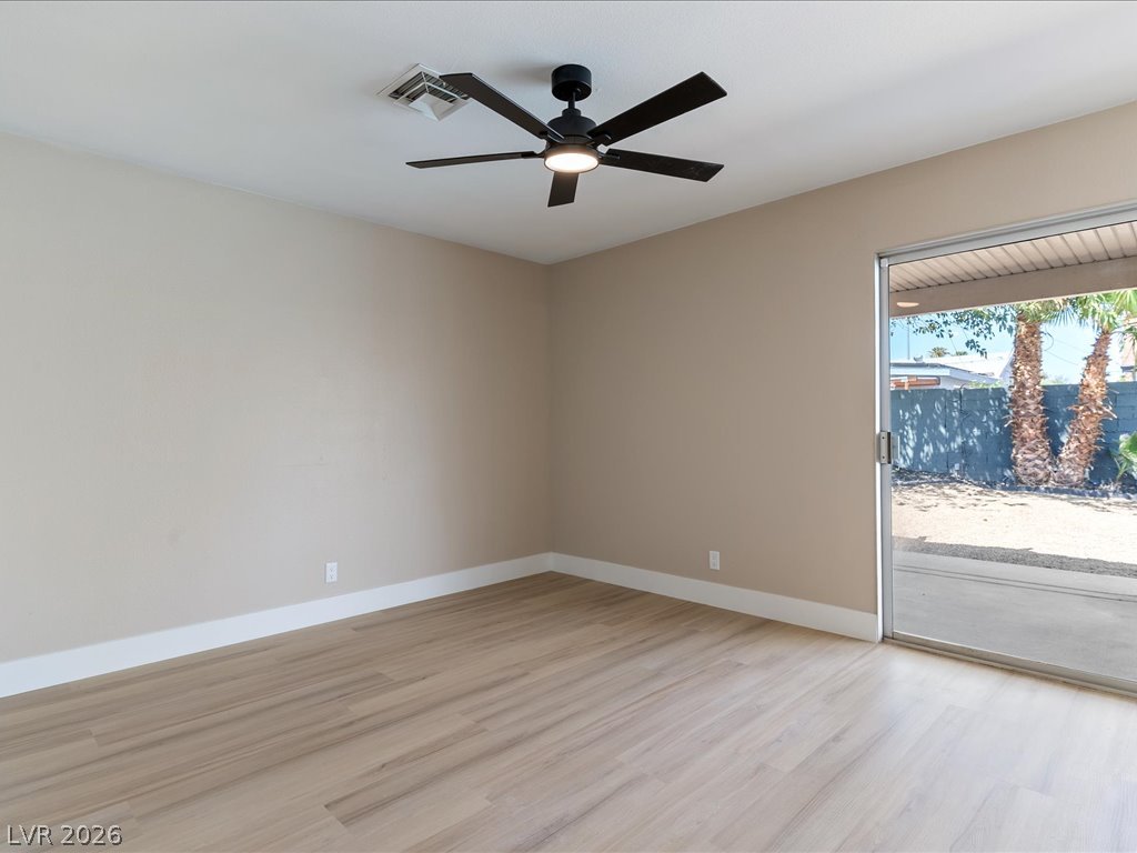 Photo 33 of 57, 5282 Stampa Avenue