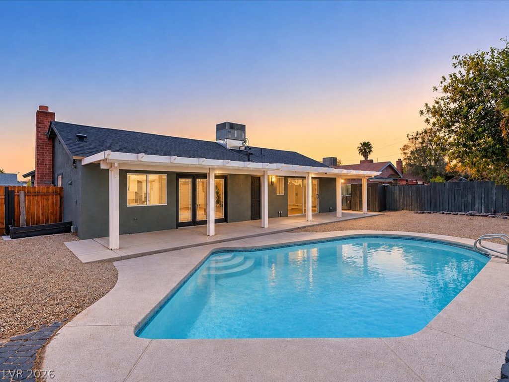 Photo 38 of 57, 5282 Stampa Avenue
