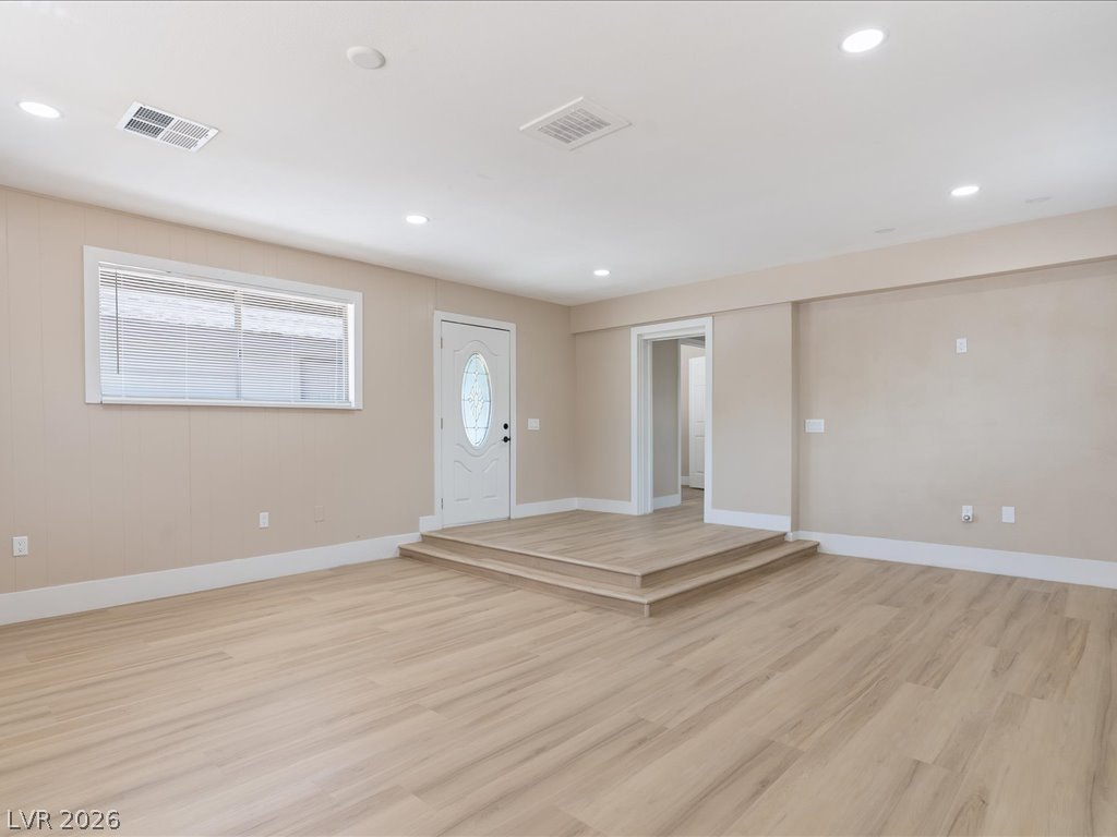 Photo 8 of 57, 5282 Stampa Avenue